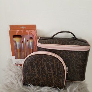 CK Calvin Klein Cosmetics Make-up Carry Bag